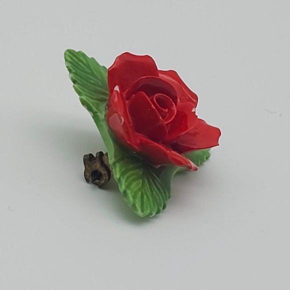 Vintage Denton Bone China Brooch Red Rose Flower Pin Made in England CHIPPED E12 - Picture 3 of 6